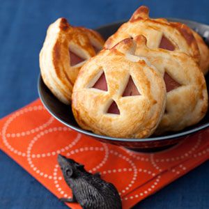 Fun Halloween Recipes for Children! - Perfect Nanny Match - Jack-o-Lantern-Sandwich-Bites-Recipe-mdn